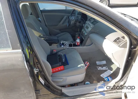 2009 Toyota Camry Le z USA, uszkodzony, nr VIN 4T4BE46K79R097585